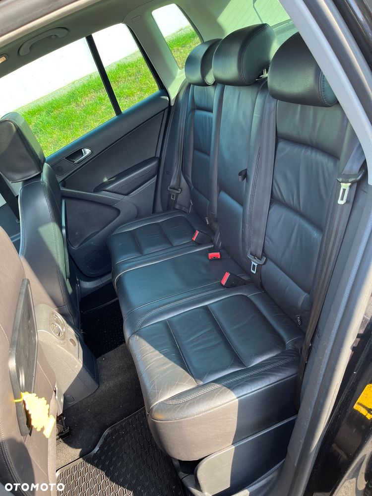 Volkswagen Tiguan - 9