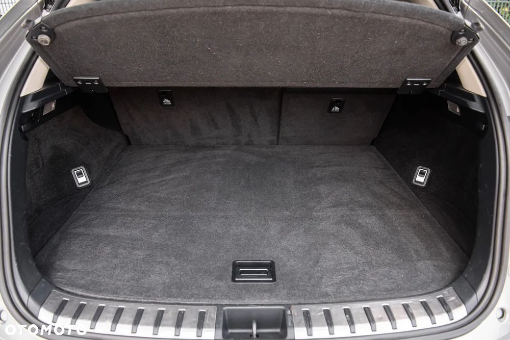 Lexus NX 300h Prestige AWD - 28