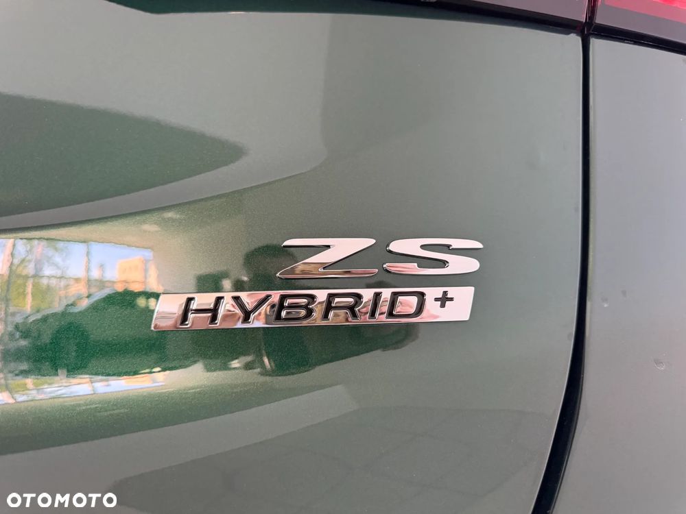 MG ZS Hybrid+ - 11