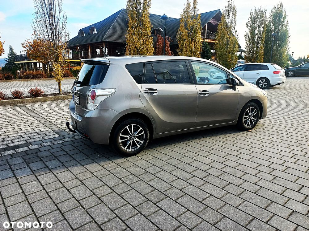 Toyota Verso 1.6 D-4D Active - 12