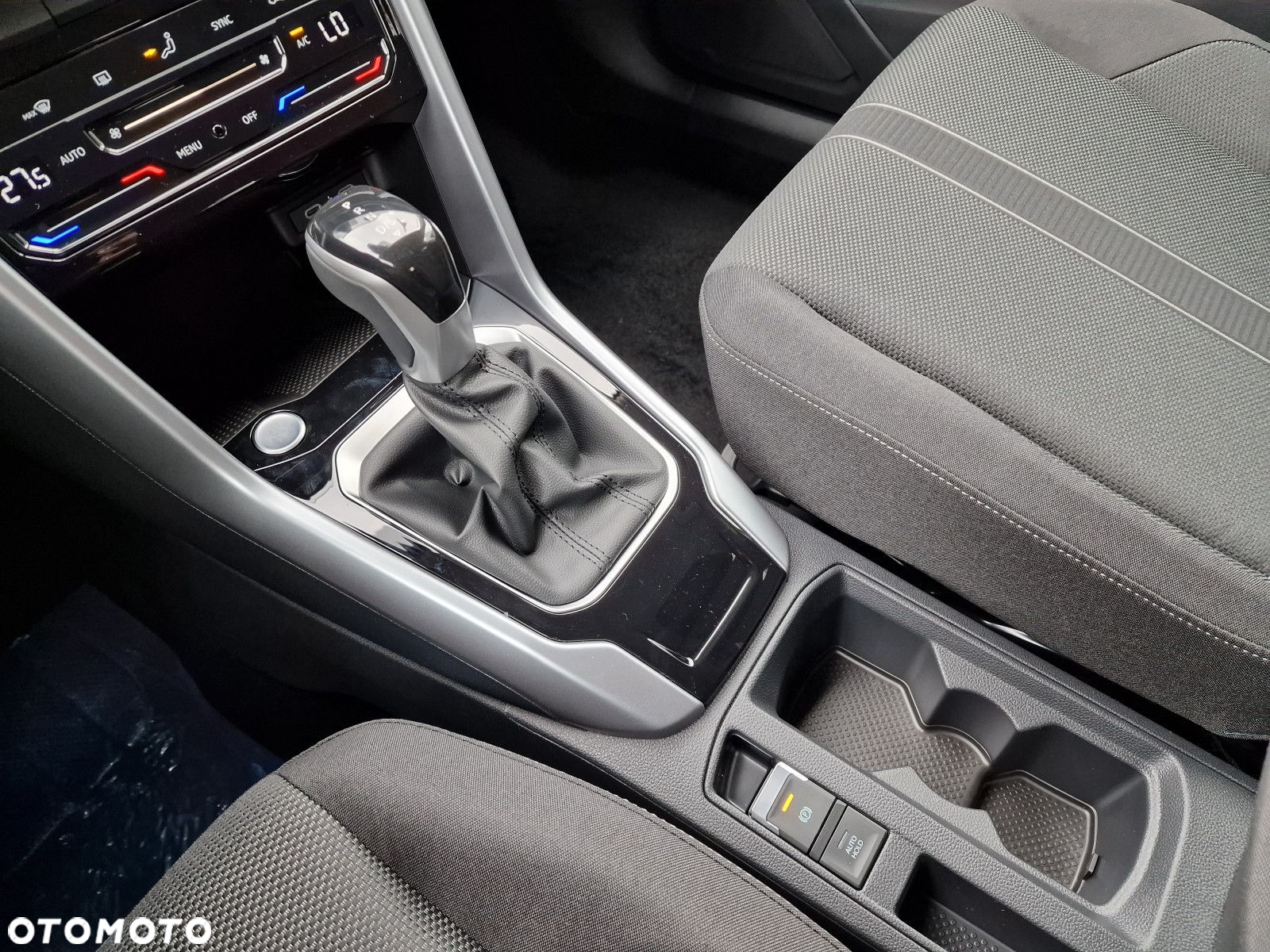 Volkswagen T-Roc 1.5 TSI Life DSG - 18