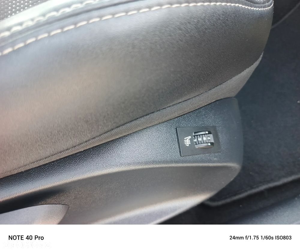 Peugeot 2008 1.2 Pure Tech Access - 25