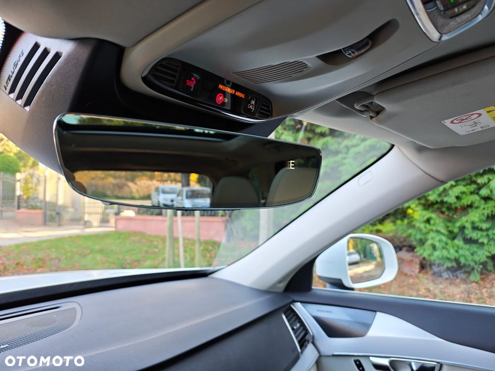 Volvo XC 90 D5 AWD Momentum 7os - 15