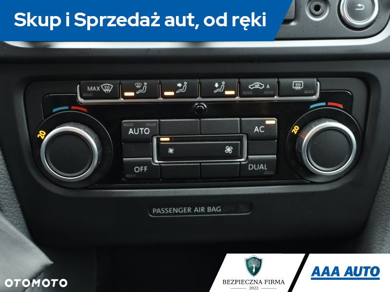 Volkswagen Golf - 14