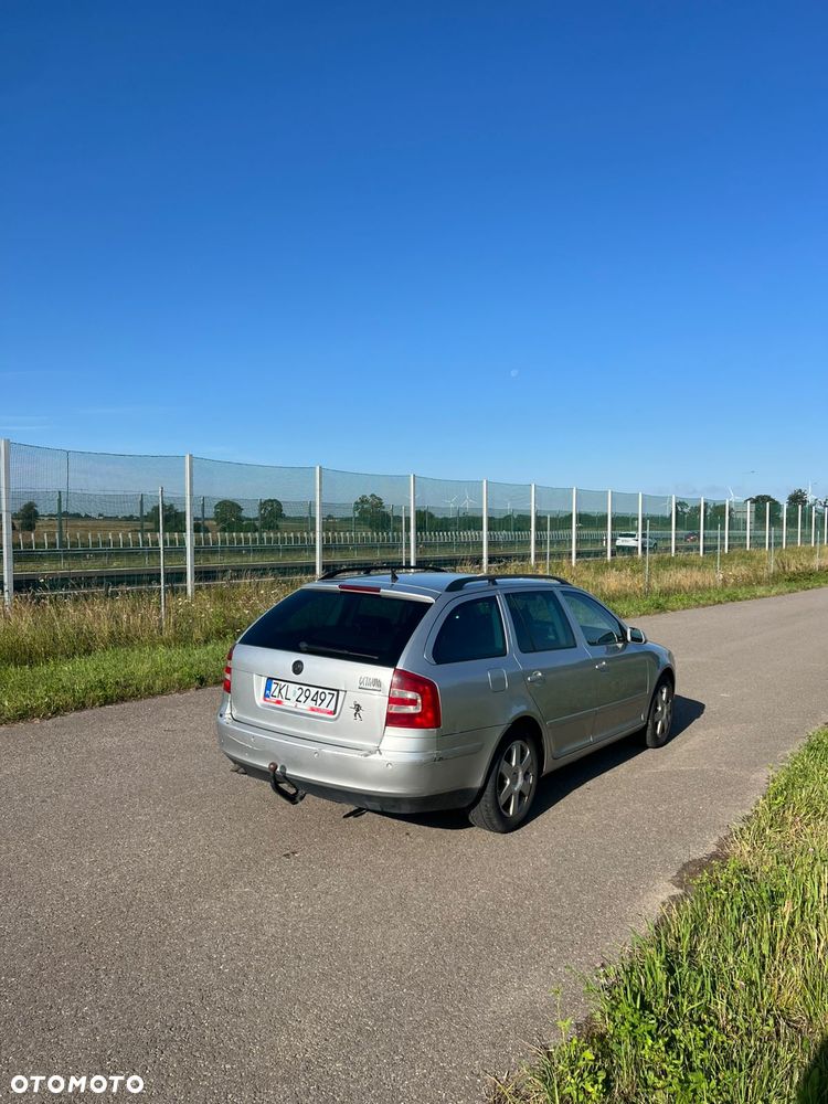 Skoda Octavia 2.0 TDI Elegance - 4