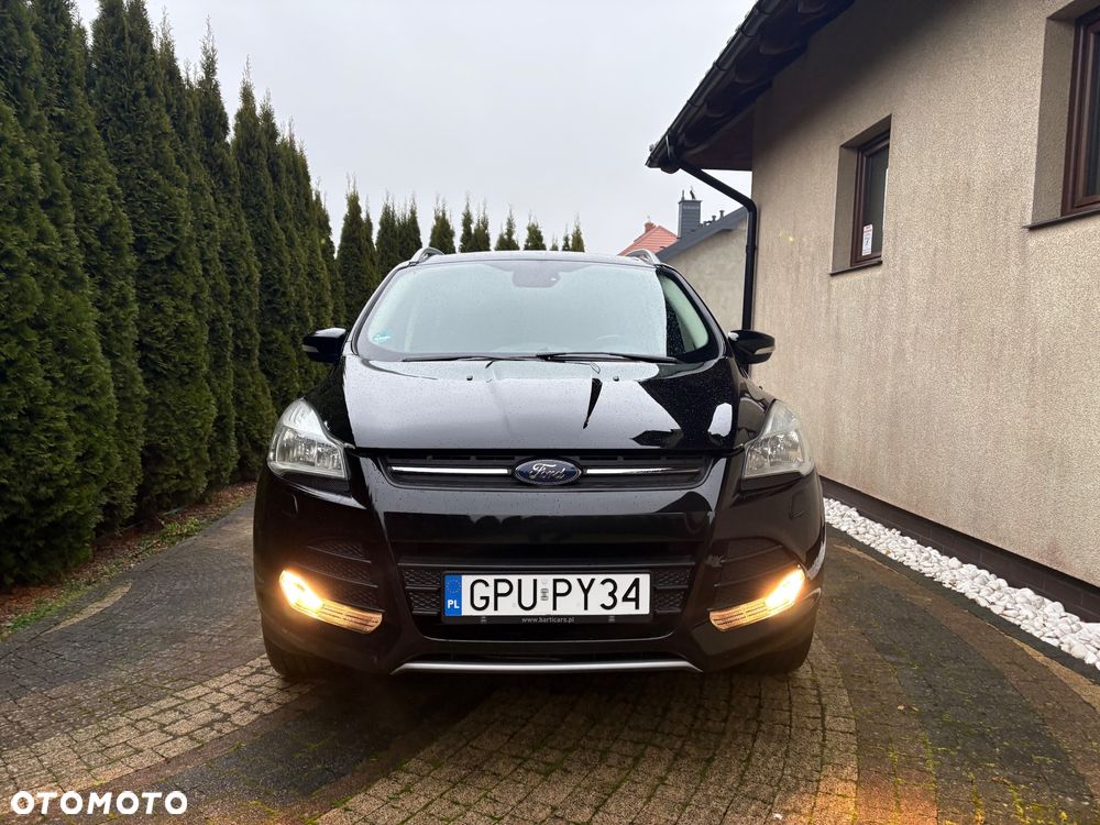 Ford Kuga 1.5 EcoBoost 2x4 Trend - 23