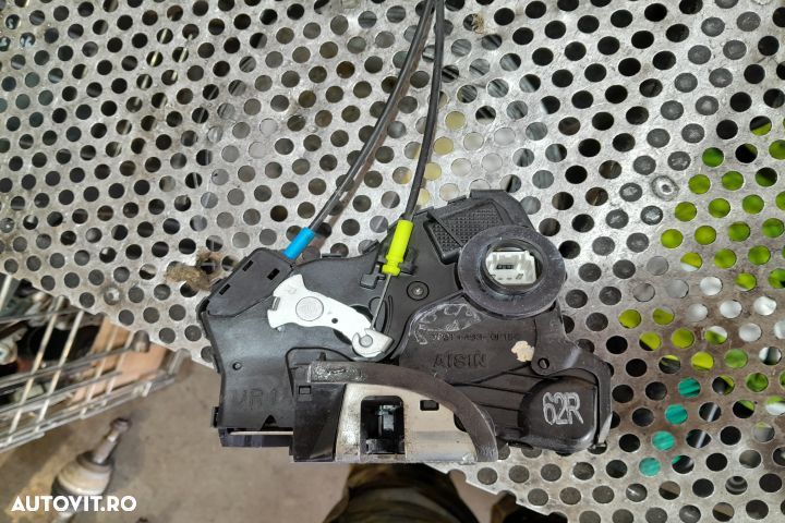 Broasca usa fata dreapta Toyota Avensis 2 T25 [facelift] [2006 - 2009 - 2