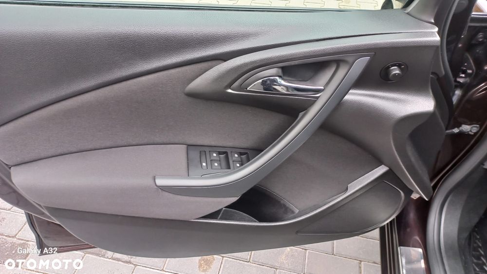 Opel Astra - 11