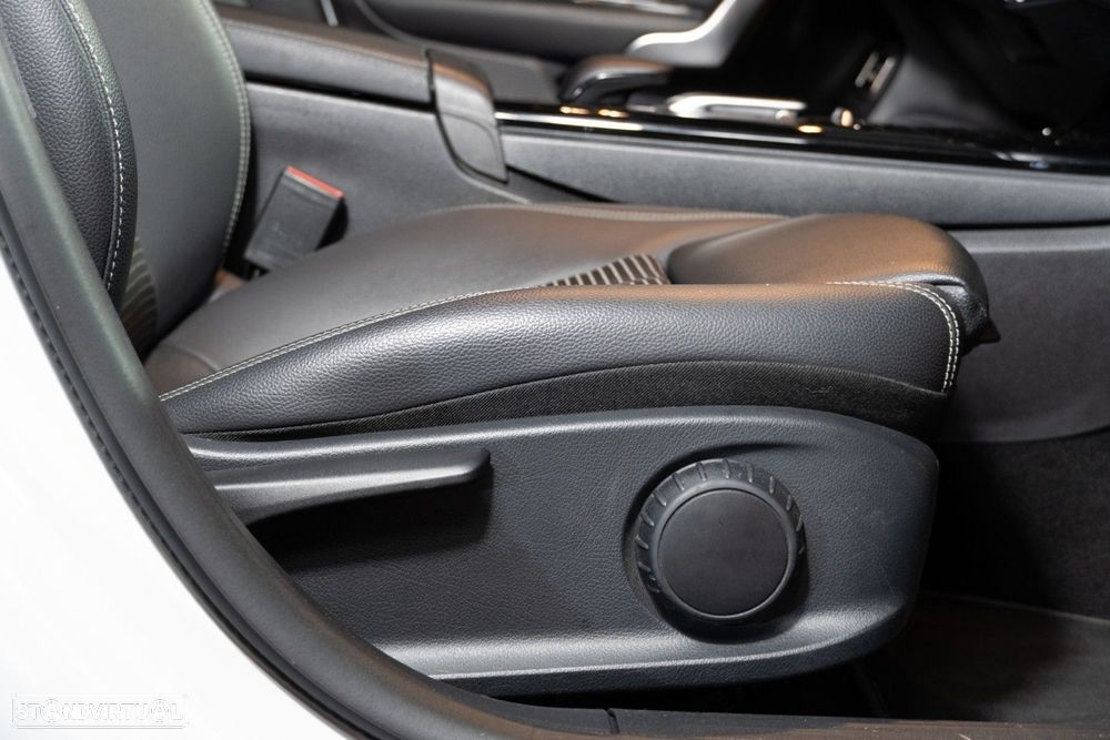 Mercedes-Benz CLA 200 d Shooting Brake Progressive Aut. - 35