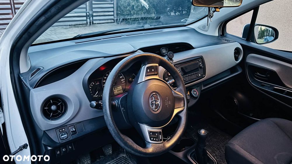 Toyota Yaris 1.0 Active - 7