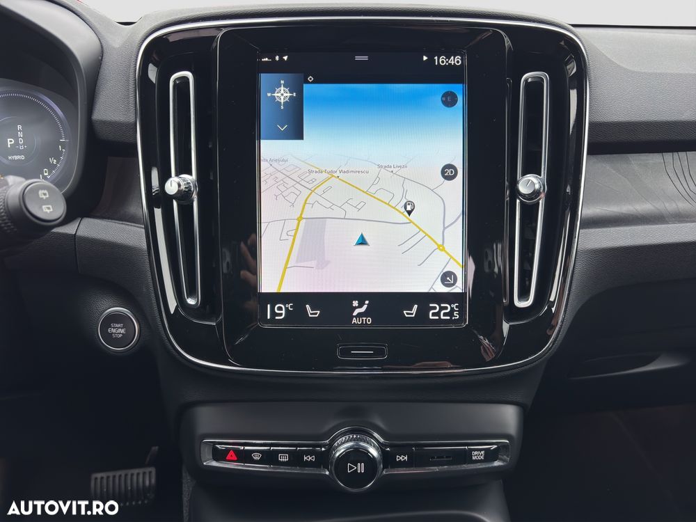 Volvo XC 40 T4 Recharge DKG Ultimate Dark - 17