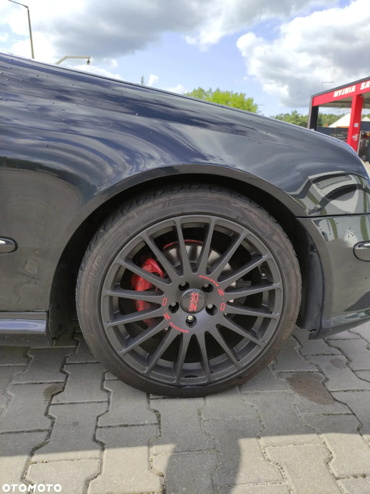 Mercedes-Benz CLK - 10
