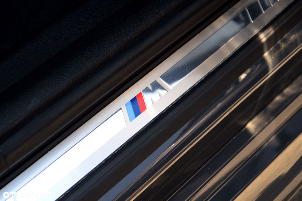 BMW Seria 3 320d xDrive M Sport sport - 38