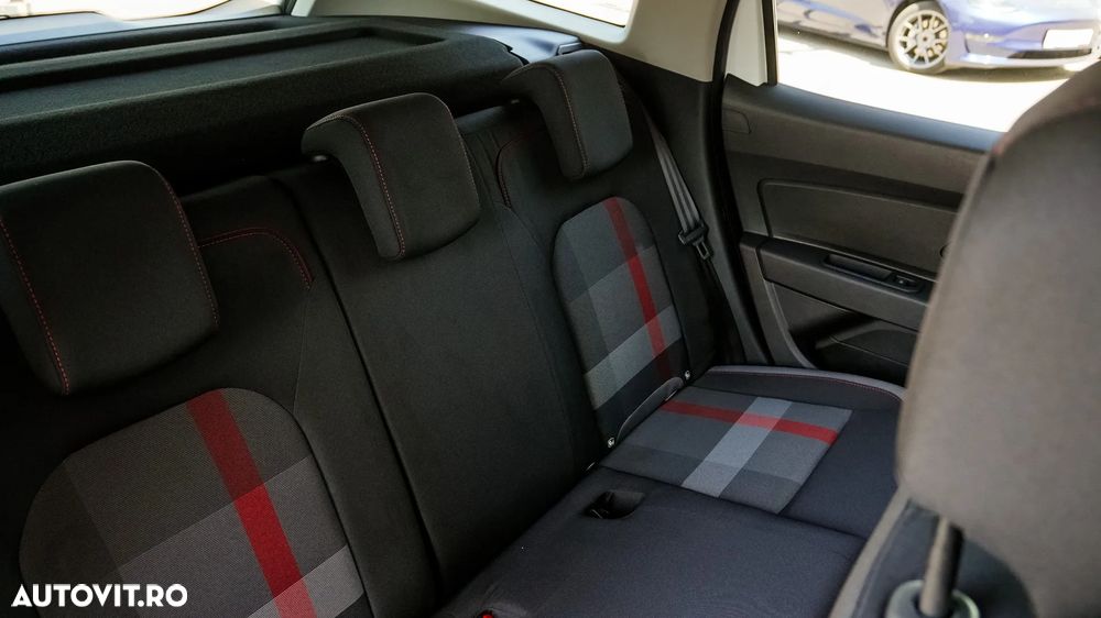 Dacia Duster 1.6 SCe Prestige jante 17" - 30
