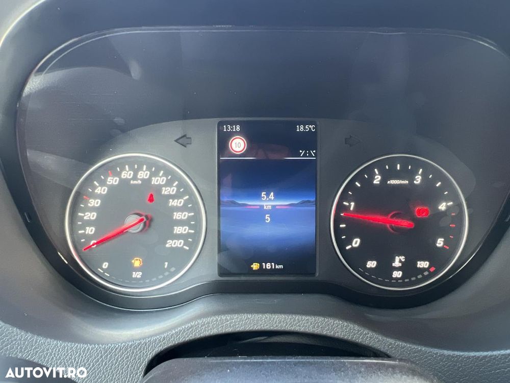 Mercedes-Benz Sprinter 517 - furgon roata dubla - detarat 3.500 kg - 5