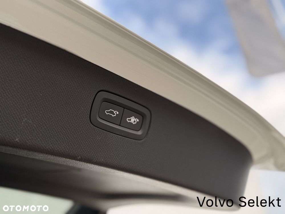 Volvo XC 90 - 28