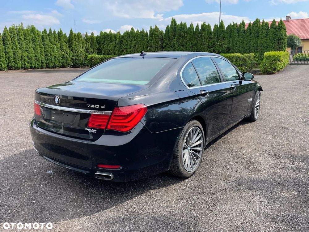 BMW Seria 7 740d - 5