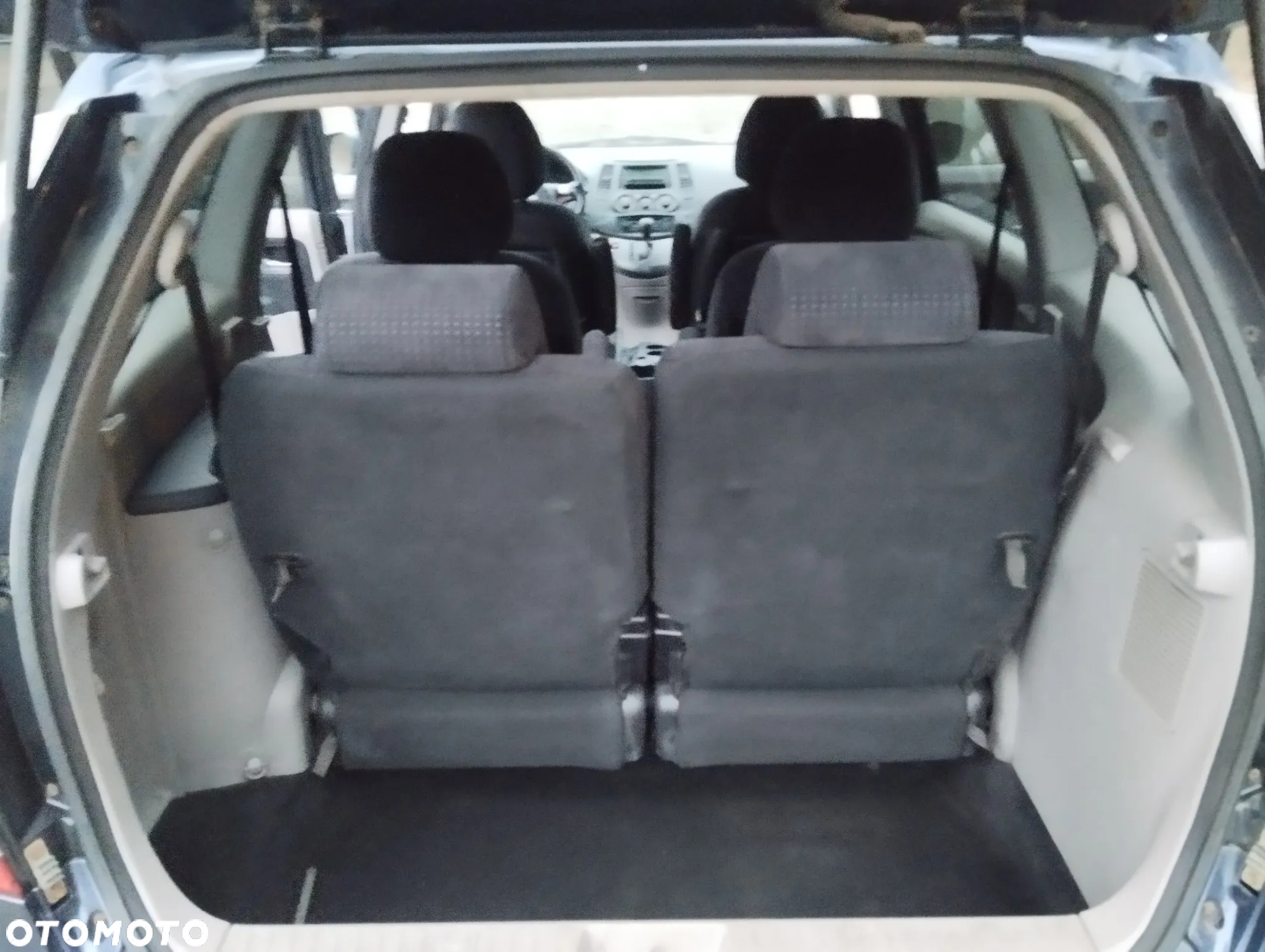 Mitsubishi Grandis 2.4 Automatik Invite - 23