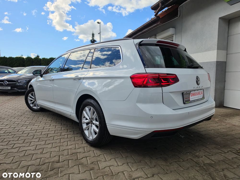 Volkswagen Passat Variant 2.0 TDI SCR DSG Conceptline - 7