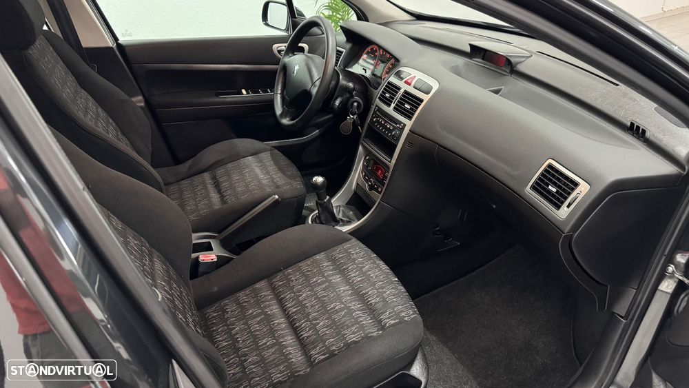 Peugeot 307 1.6 HDi XS Premium - 9