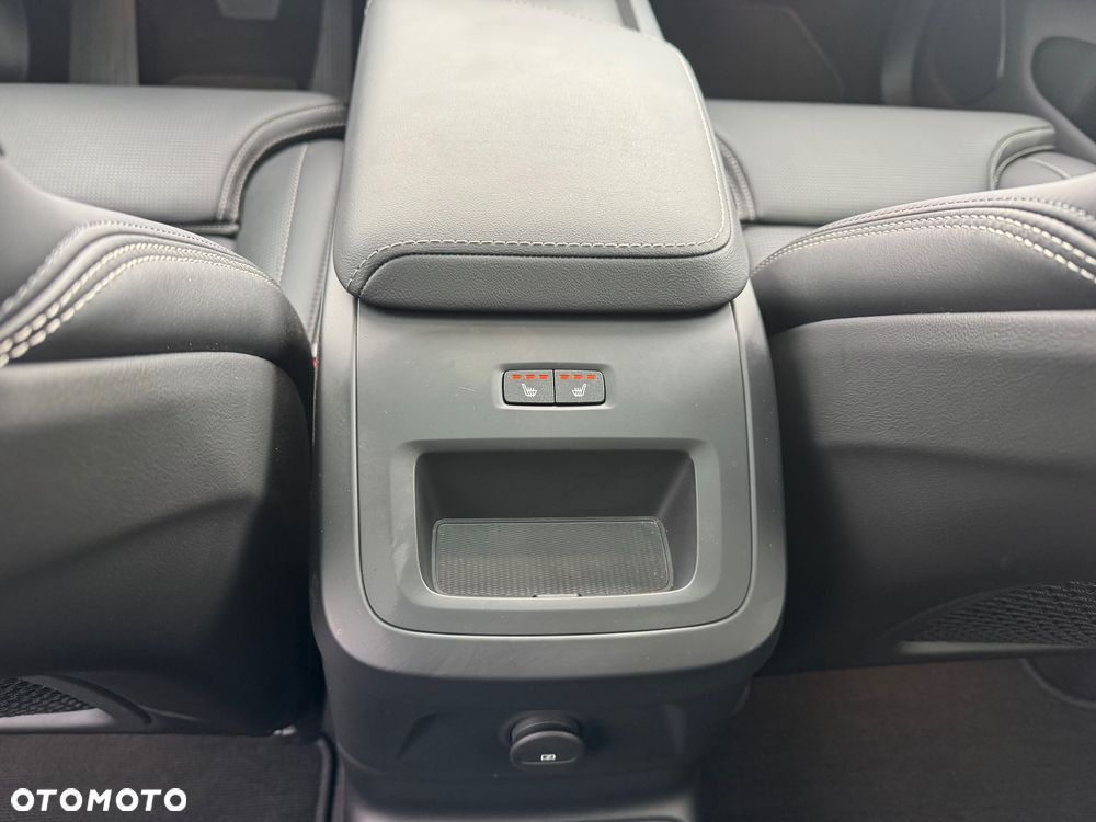 Volvo XC 60 T8 AWD Ultra Black Edition - 33