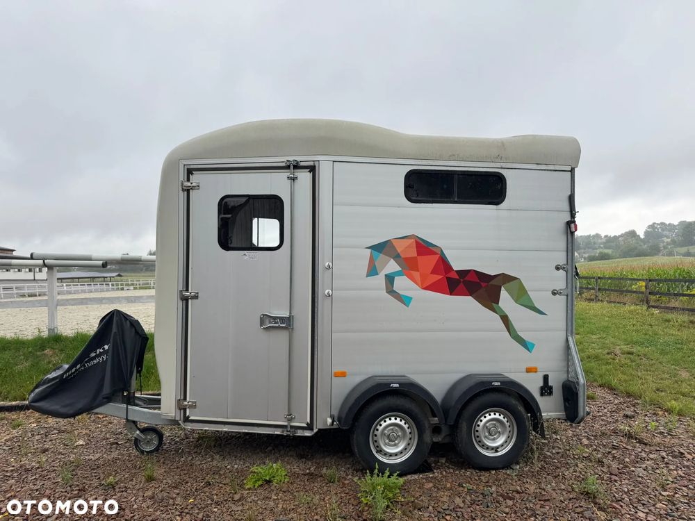 Cheval Liberte C7 - 1