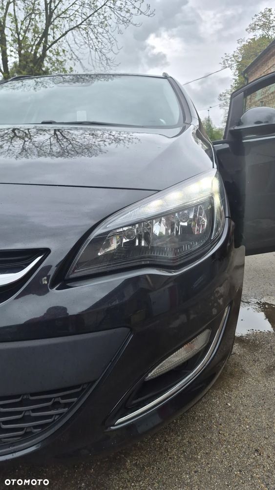 Opel Astra 1.4 T Cosmo - 21