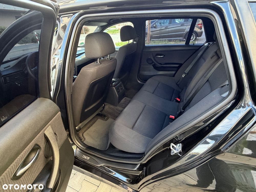 BMW Seria 3 318d DPF Edition Lifestyle - 6
