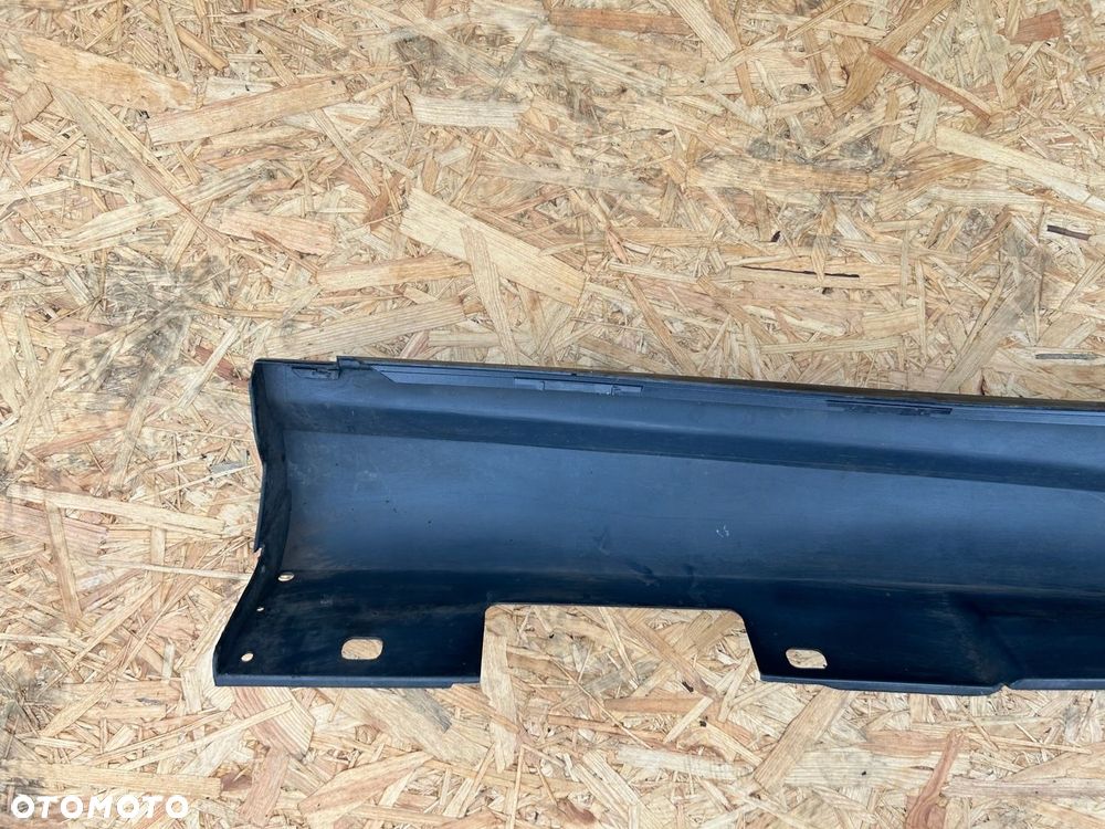 LISTWA NAKŁADKA PROGOWA LEWA AMG 197 MERCEDES W204 A2046981354 - 3