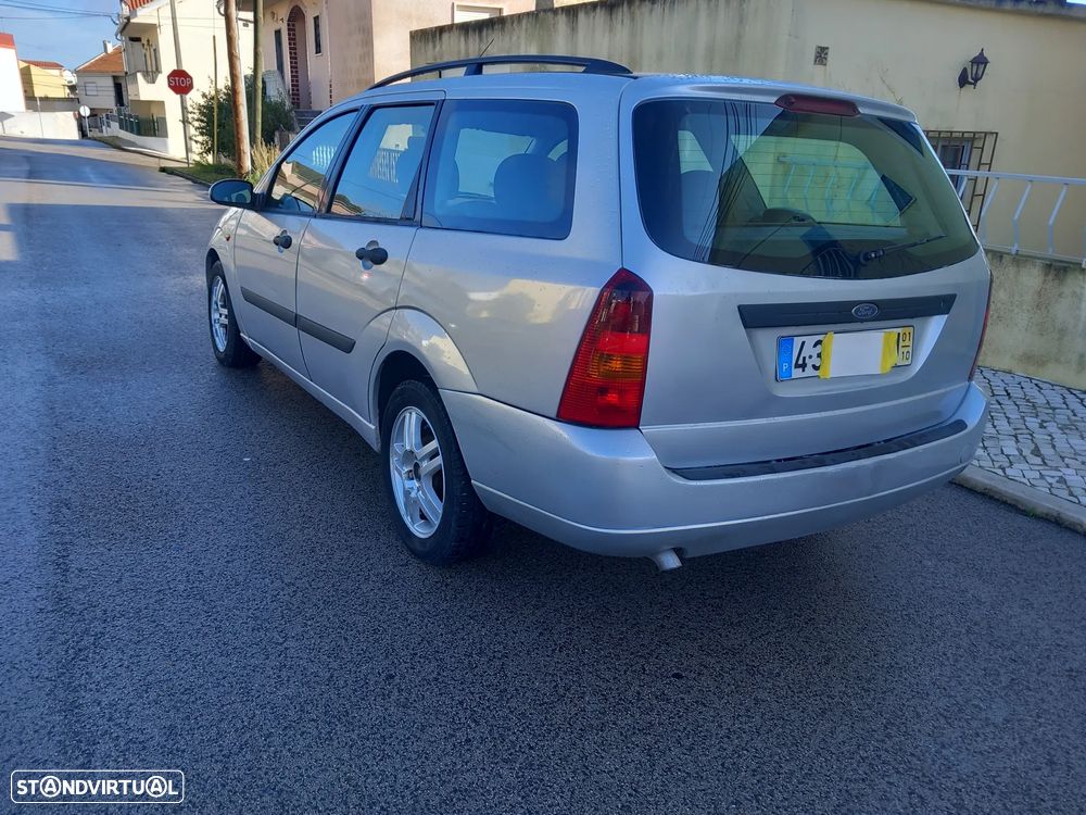 Ford Focus SW 1.8 TDdi Trend - 2