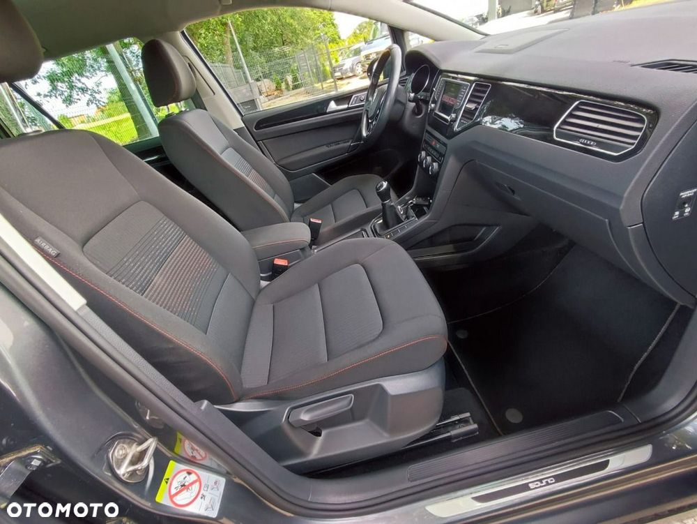 Volkswagen Golf Sportsvan - 18