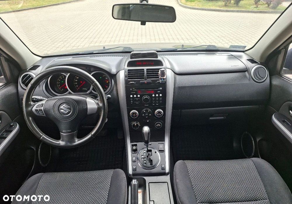 Suzuki Grand Vitara - 22
