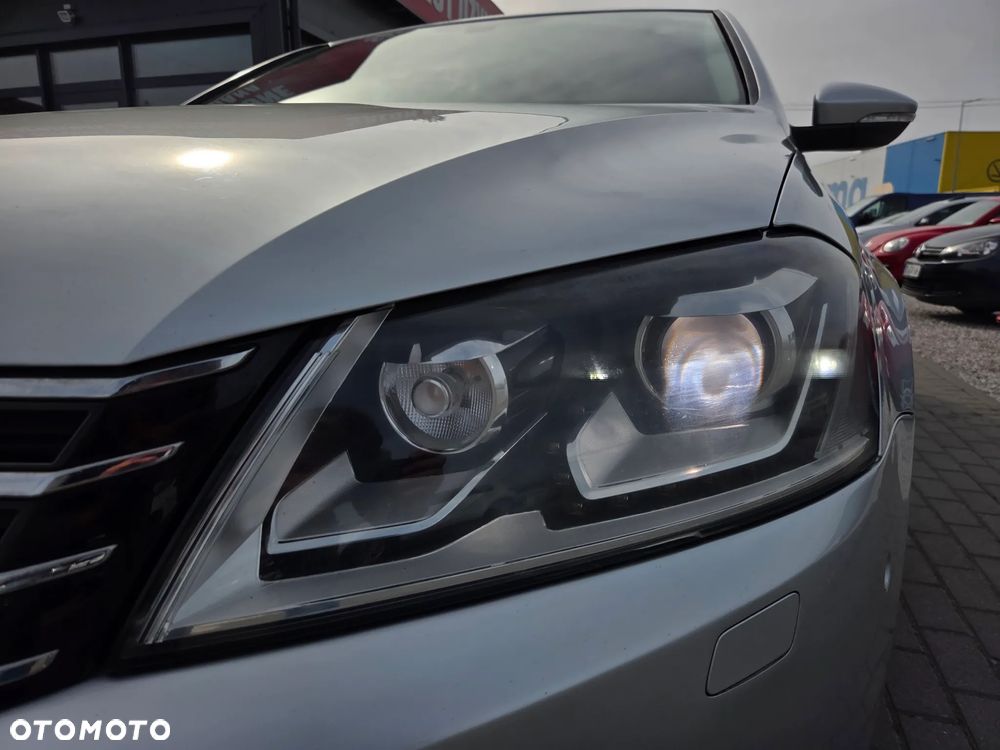 Volkswagen Passat 1.4 TSI BlueMotion Technology Highline - 9