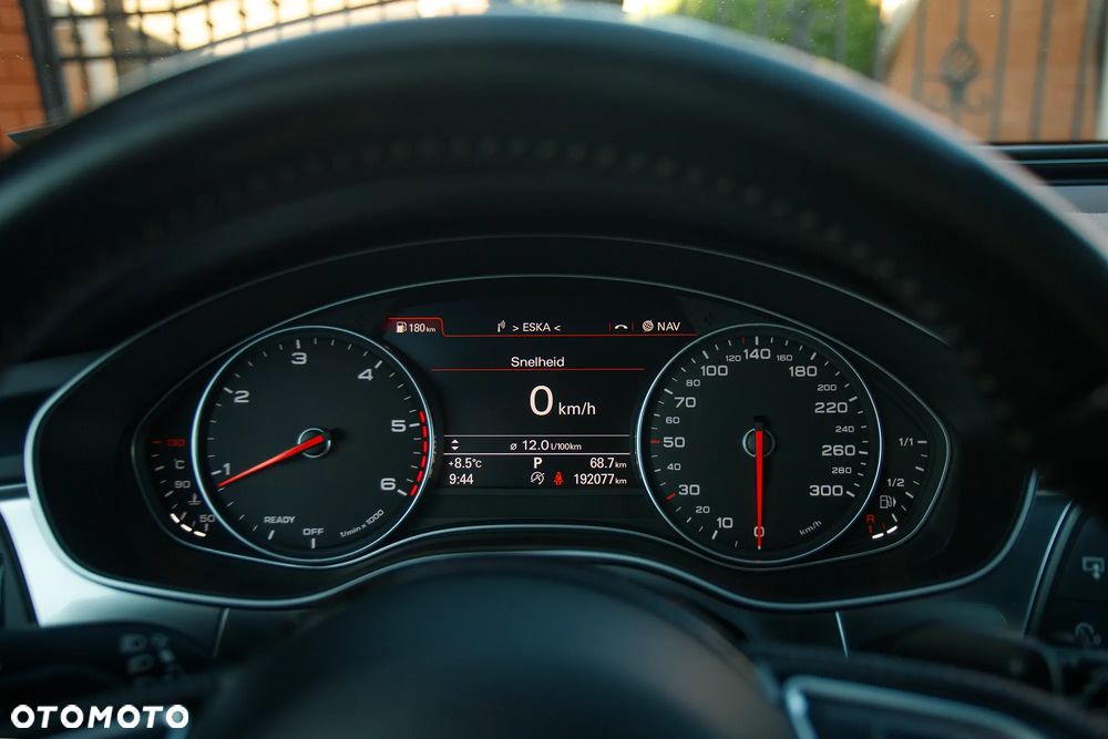Audi A6 Avant 2.0 TDI Ultra S tronic - 18