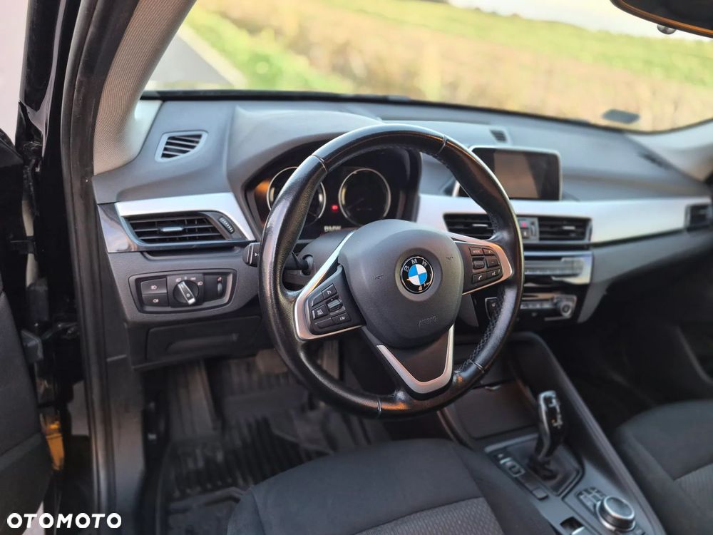 BMW X1 sDrive16d - 23