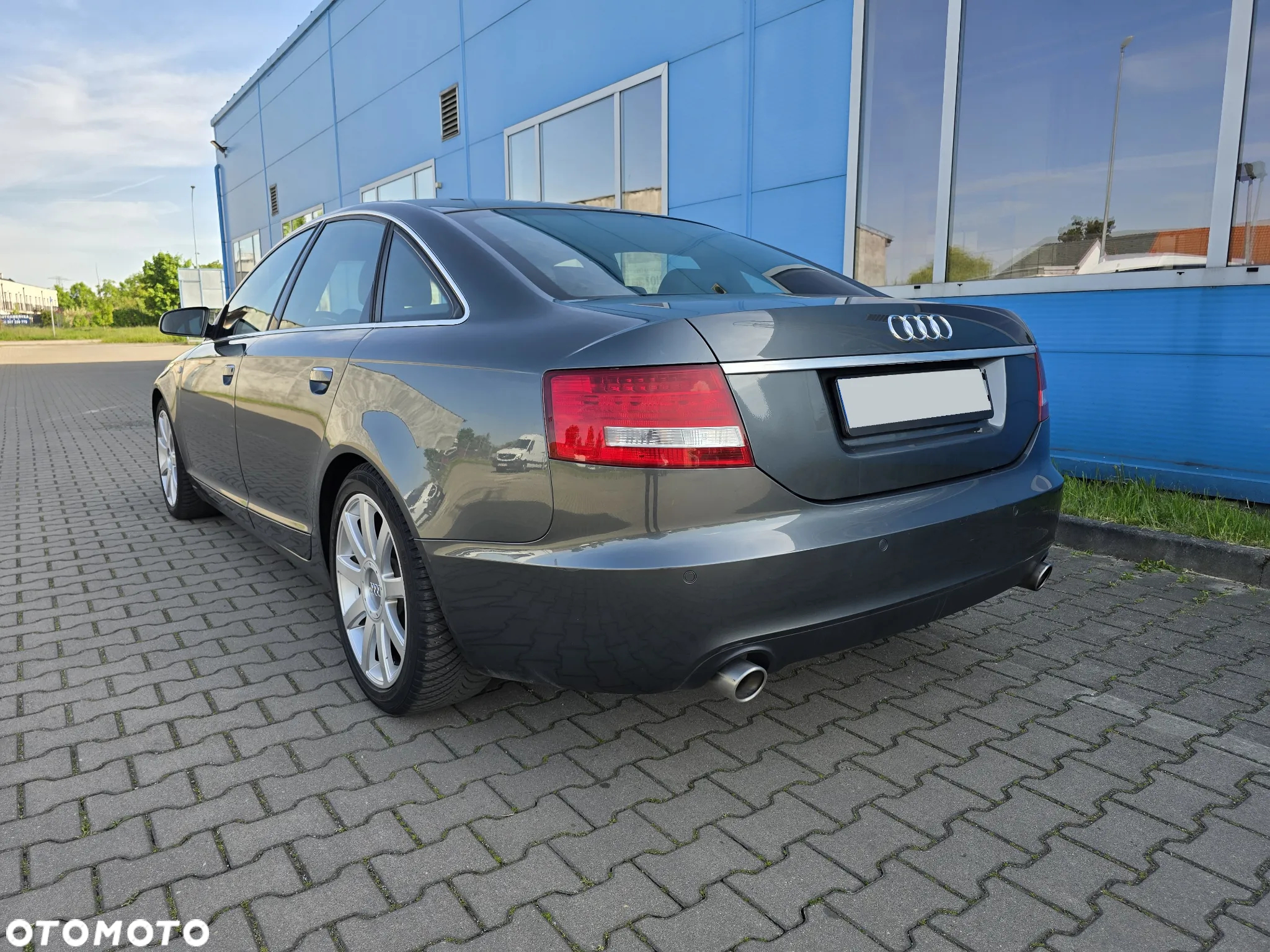 Audi A6 2.4 - 2