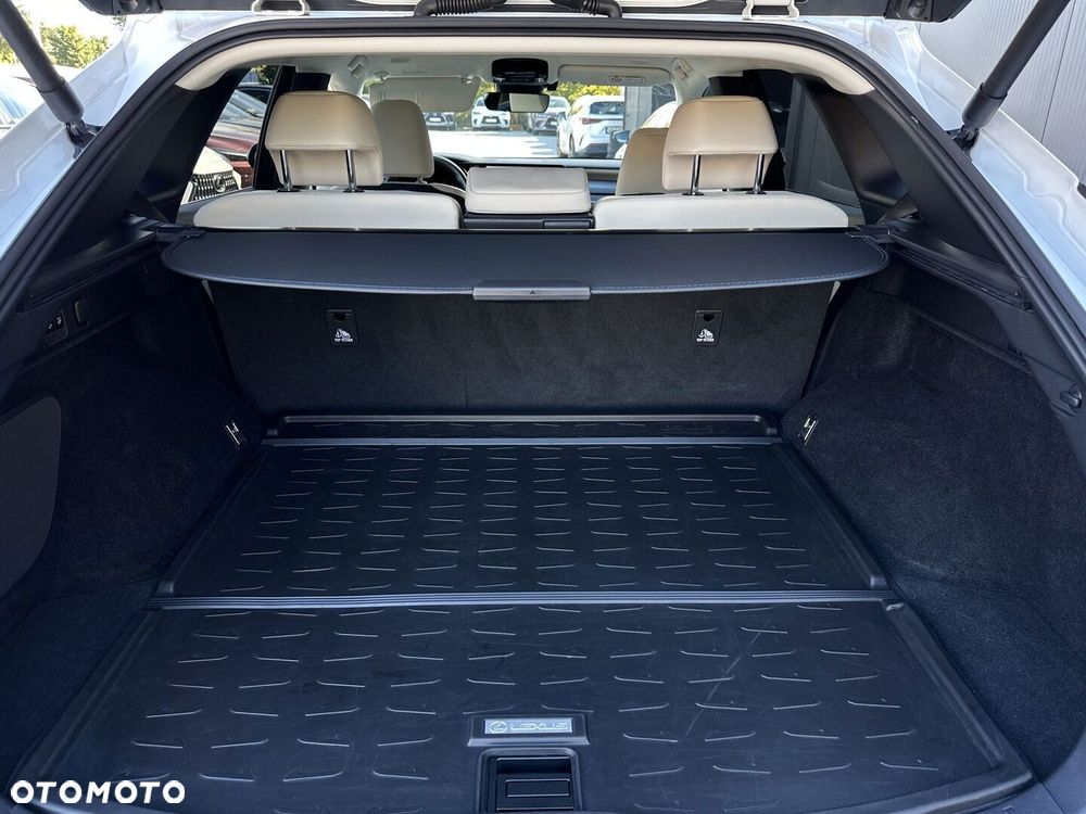 Lexus RX 450h+ Prestige - 23