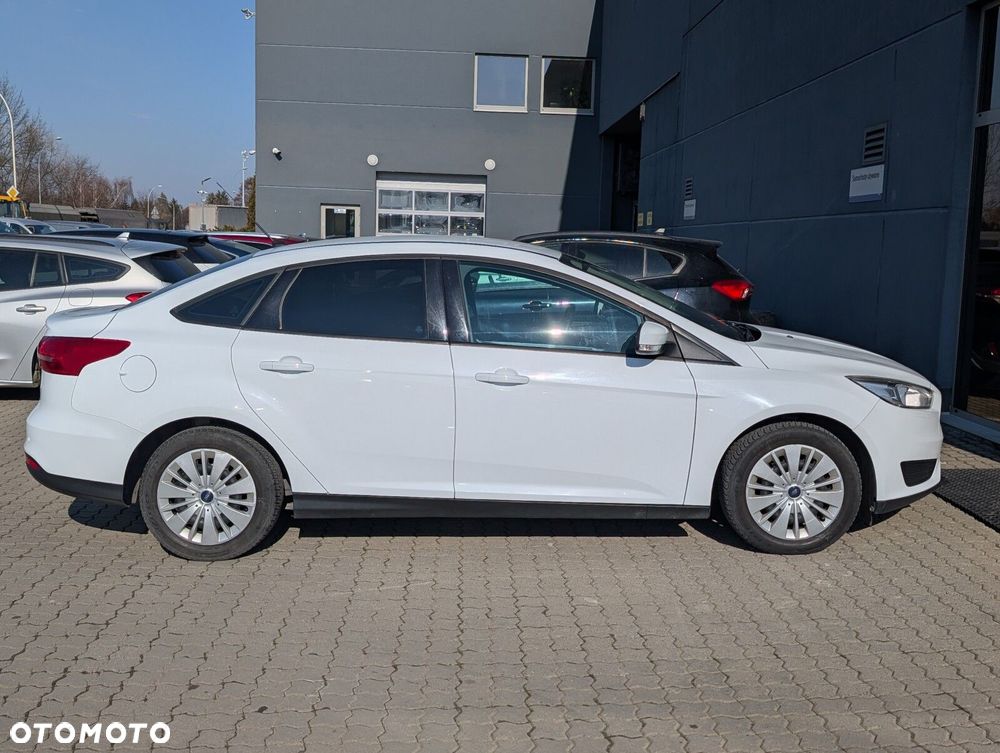 Ford Focus 1.6 Trend - 6