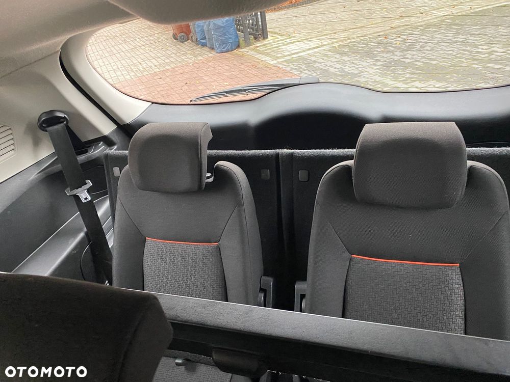 Ford S-Max 2.0 Ambiente - 7