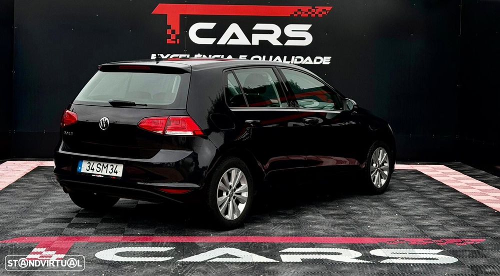 VW Golf 1.6 TDi BlueMotion Confortline - 4