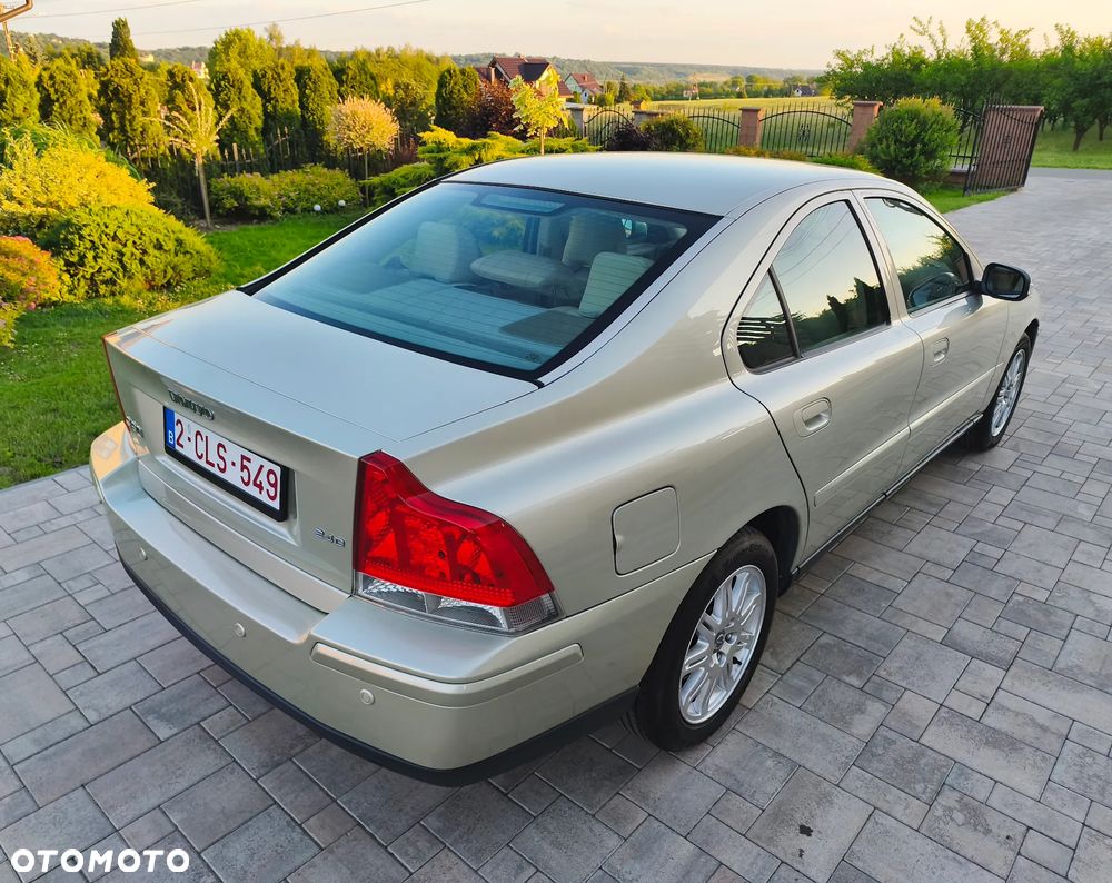 Volvo S60 2.4D Kinetic - 11