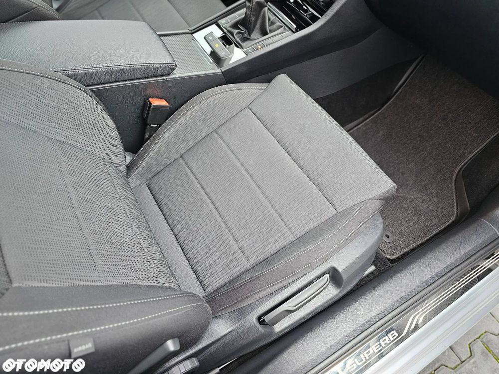 Skoda Superb 1.5 TSI Ambition - 23