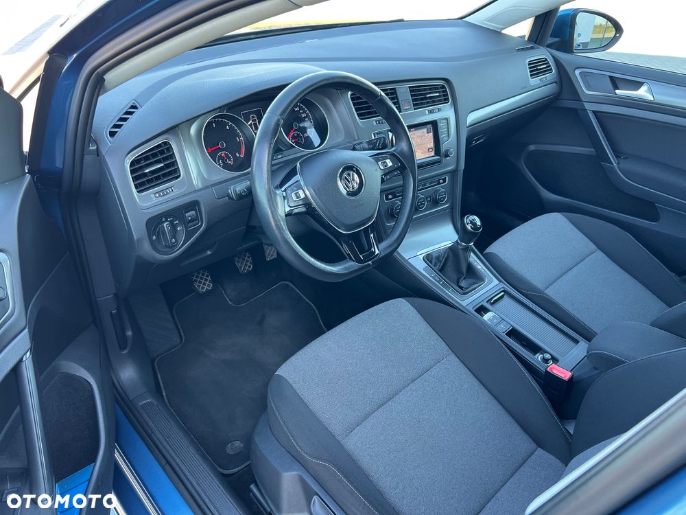 Volkswagen Golf 1.6 TDI BMT Comfortline - 11
