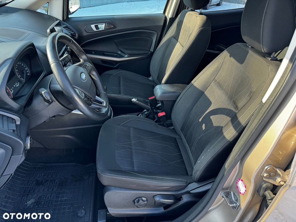 Ford EcoSport - 11