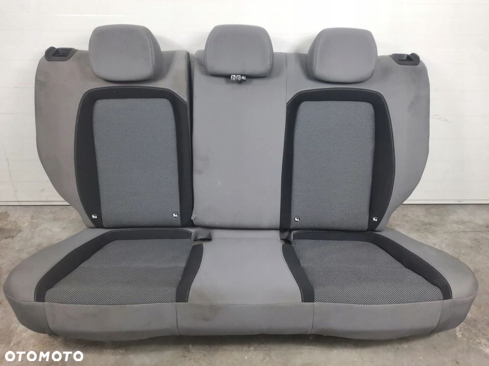 FIAT TIPO II SEDAN KANAPA SIEDZISKO OPARCIE FOTELE - 1
