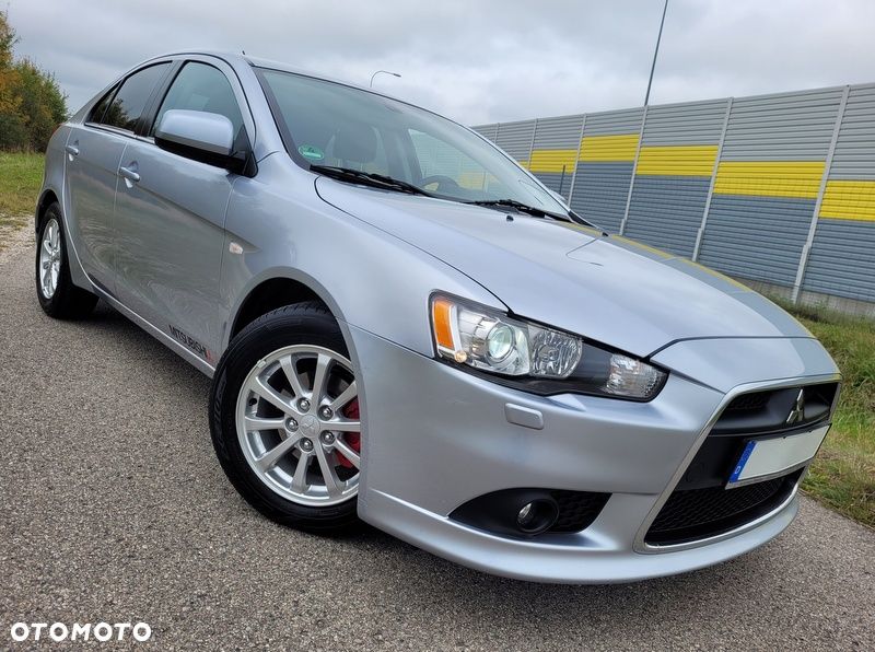 Mitsubishi Lancer - 23