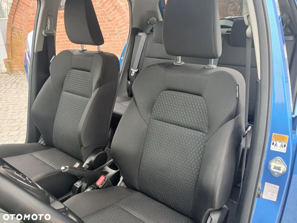 Suzuki Swift 1.2 Premium Plus - 22