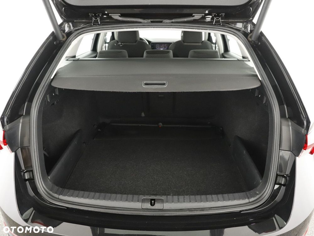 Skoda Octavia 2.0 TDI 4x4 Scout DSG - 23