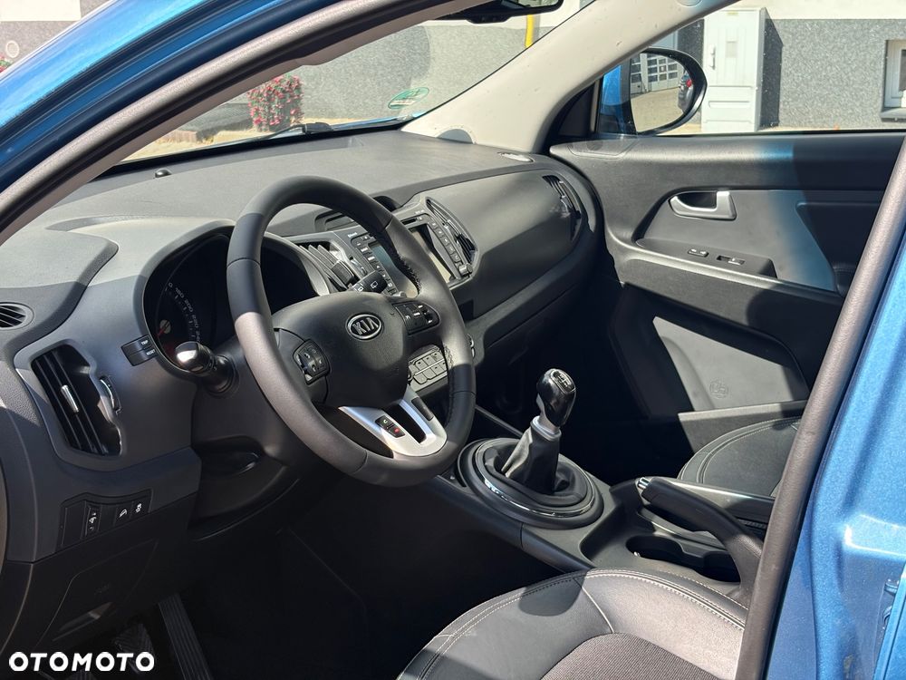 Kia Sportage 2.0 CRDI 4WD Spirit - 29