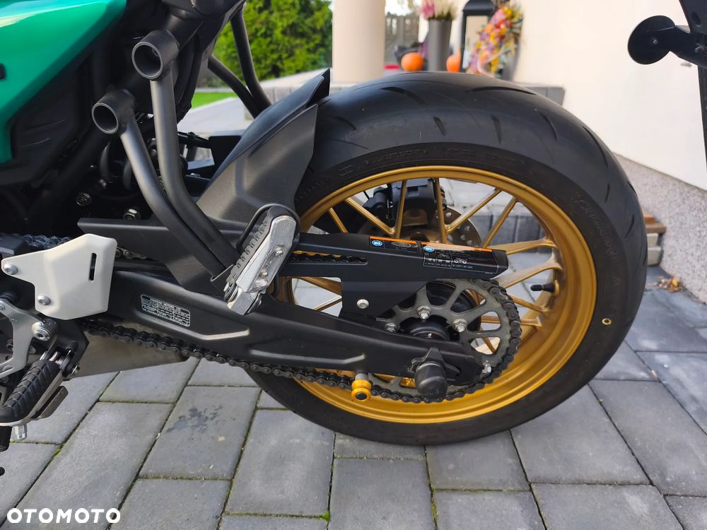 Kawasaki Z 650 RS - 19